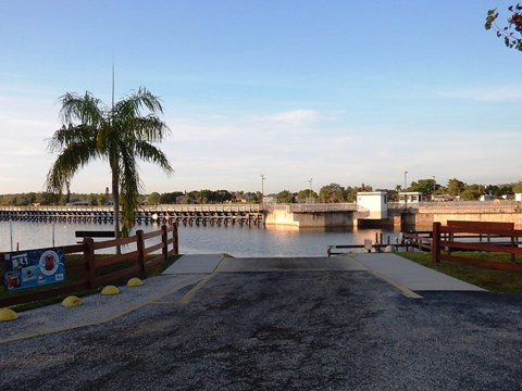 paddling Caloosahatchee River, Great Calusa Blueway, kayak, canoe