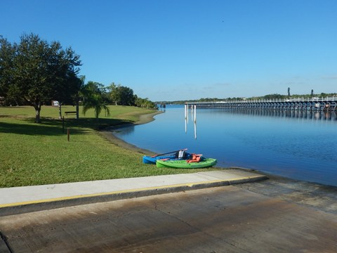 Great Calusa Blueway - 
			Caloosahatchee River - paddle florida, kayak, canoe