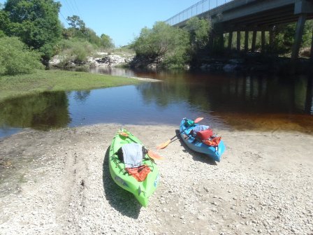 paddling Econlockhatchee River, kayak, canoe