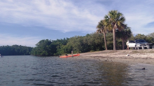 paddling Cockroach Bay, kayak, canoe