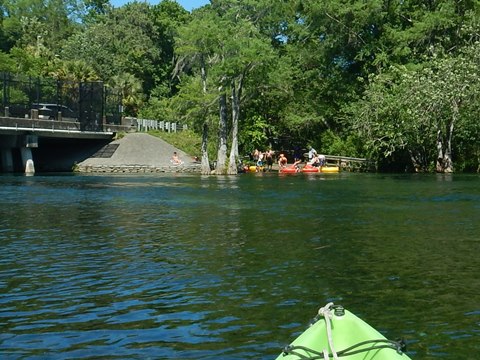 paddling Rainbow River, kayak, canoe