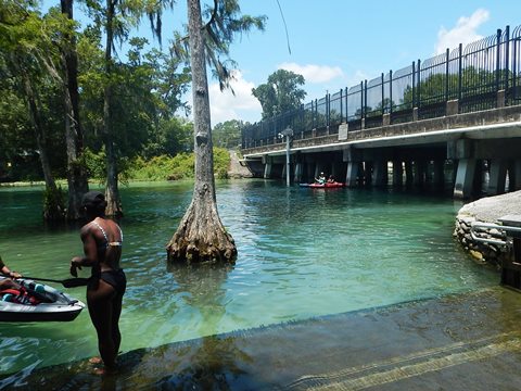 paddling Rainbow River, kayak, canoe