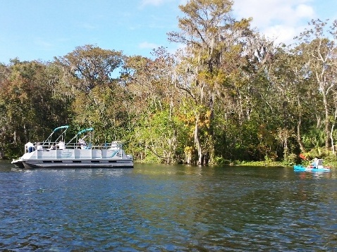 paddling Silver River