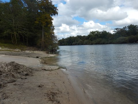 paddling Suwannee River, Gornto Spring Boat Ramp