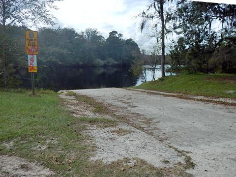 paddling Suwannee River, Wannee Landing