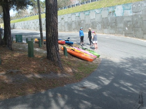 paddling Suwannee River, Wayside Park