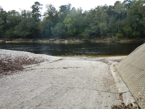 paddling Suwannee River State Park