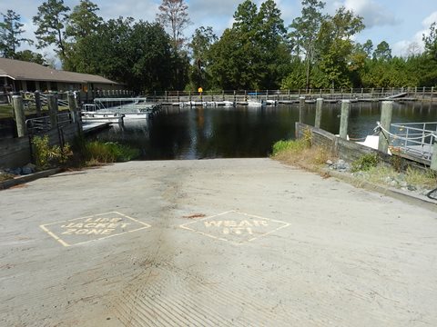 paddling Suwannee River, Stephen C. Foster SP, Georgia