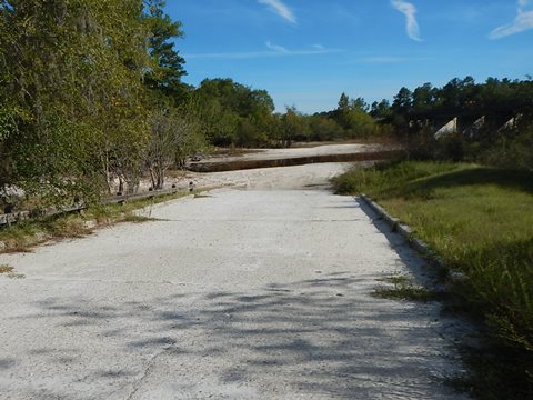 paddling Suwannee River, Fargo, GA