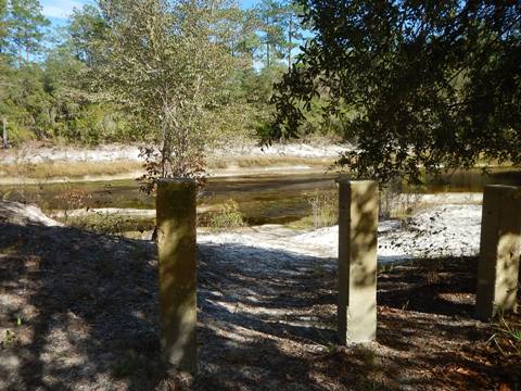 paddling Suwannee River, Cone Bridge